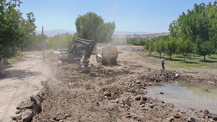 Güney Çevre Yolu Aksaray Mahallesi'nde Belediye Çalışmaları Devam Ediyor