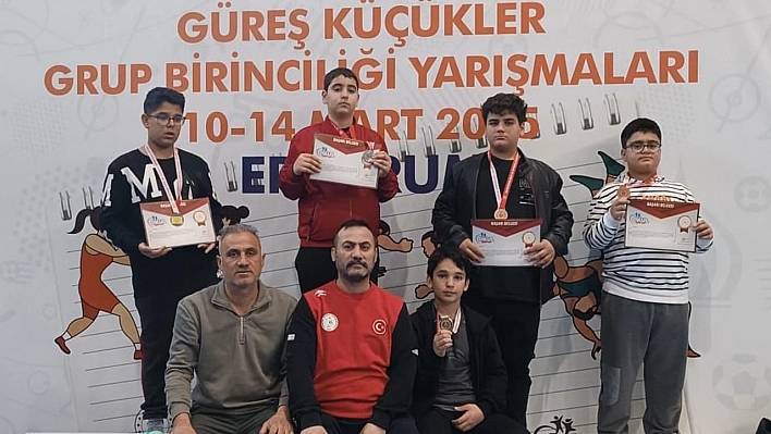 Güreş'te gurur yaşamaya devam ediyoruz