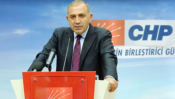 Gürsel Tekin CHP'den İstifa Etti