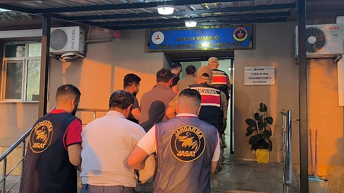 Haklarında kesinleşmiş hapis cezası bulunan 65 kişi yakalandı