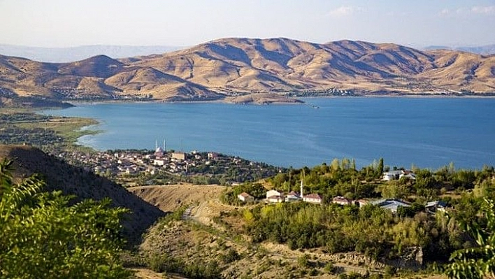 Hazar Gölü Gölbaşı Mevkii Doğal Sit Alanı İlan Edildi