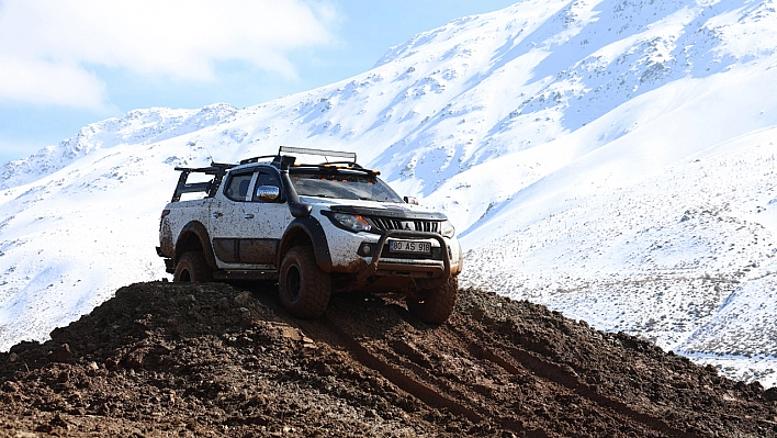 Hazarbaba Dağı'nda Off-Road Rüzgarı