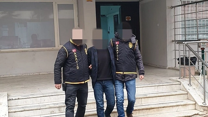 Hırsızlık zanları polisten kaçamadı