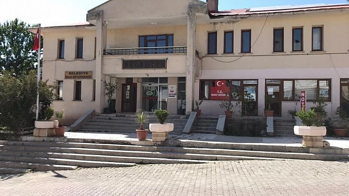 Hozat Belediyesinde 12  çalışan karantinaya alındı