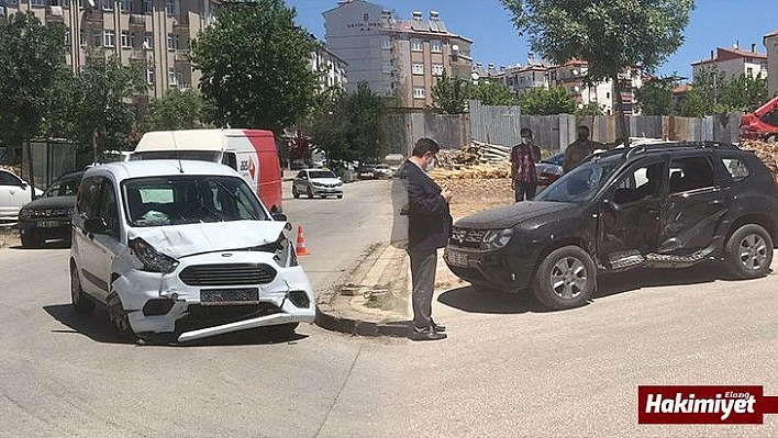 İki Araç Çarpıştı, Sürücülerden Biri Yaralandı