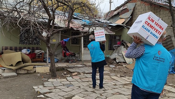 İlim Yayma Cemiyetinden Bin Aileye Kışlık Kıyafet ve Gıda Yardımı