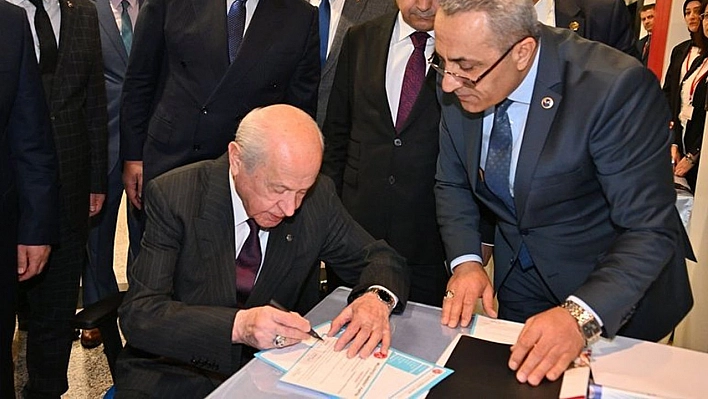 İlk Başvuru Bahçeli'den