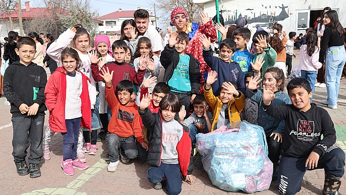 İlkokul Öğrencisinin Milli Eğitim Bakanından 'Doğalgaz' Talebi Gülümsetti