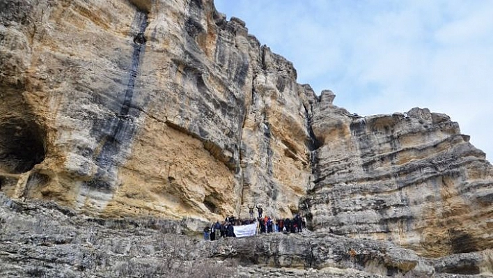 İnönü Üniversitesi öğrencileri sahada