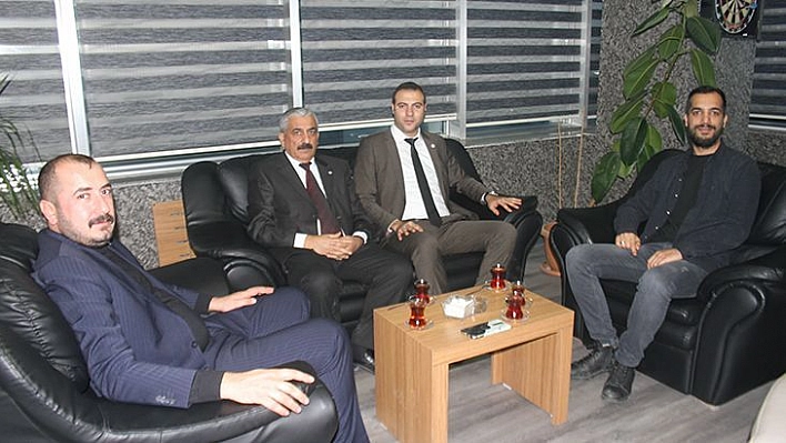 İYİ Parti Gençlik Kolları'ndan Hakimiyet Gazetesi'ne Ziyaret