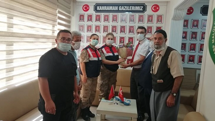 Jandarma gazileri unutmadı