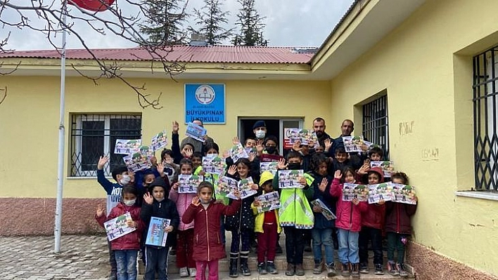 Jandarmadan Çocuklara Trafik Eğitimi