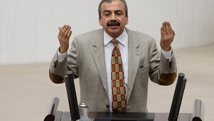 Kalp krizi geçiren Sırrı Süreyya Önder'in sağlık durumu
