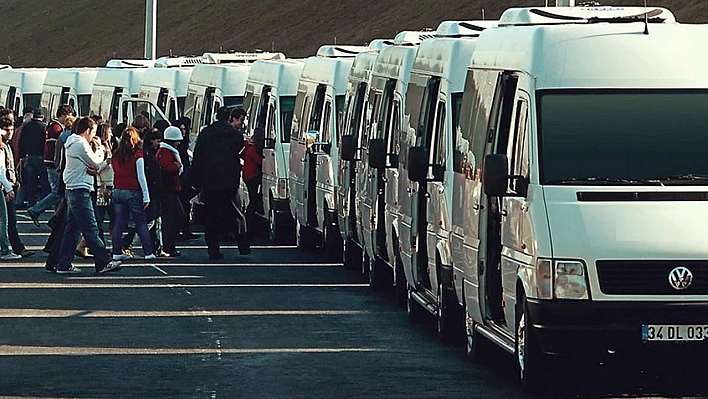 Kamu Çalışanlarına Kötü Haber! Personel Servisleri Kaldırılıyor