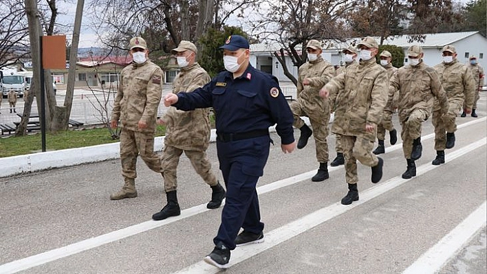 Kanser Tedavisi Gören Gencin Hayalini Jandarma Gerçekleştirdi