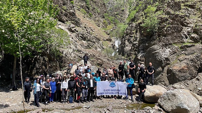 Karanlık Dere Kanyonu'nda doğa yürüyüşü düzenlendi