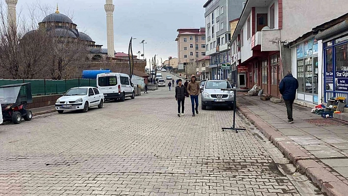 Karlıova'da 1 yıl arayla çekilen 'Kar' görüntüsü tedirgin etti