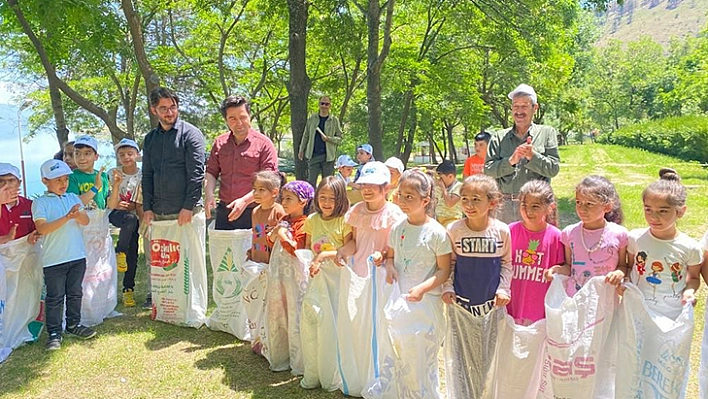 Kaymakam Vural, Çocuklarla Birlikte Çuval Yarışı Yaptı