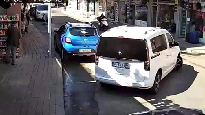 Kaza anı kameraya yansıdı