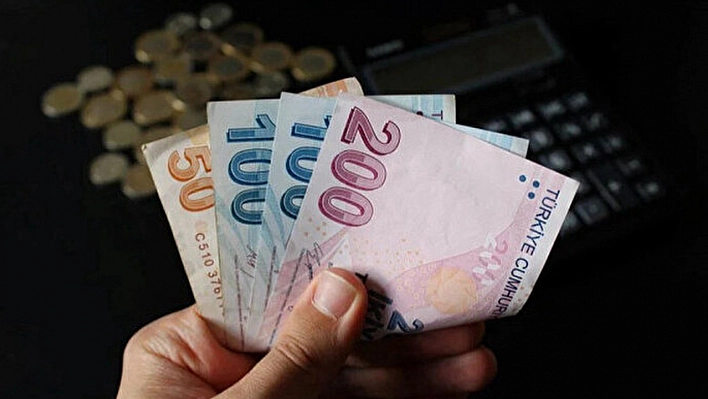 Kendi isteğiyle ayrılanlara da kıdem tazminatı! SGK Uzmanı şartları tek tek açıkladı