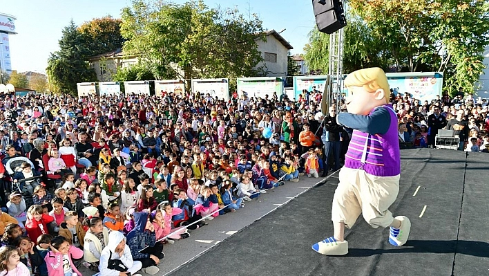 Kitap festivali çocuklarda güzel anılar bıraktı