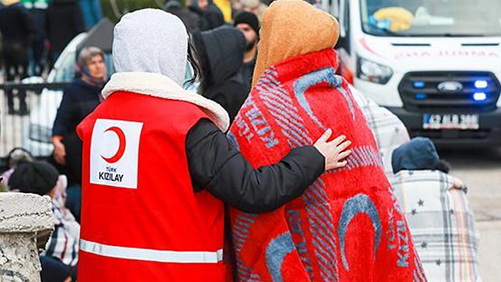 Kızılay Elazığ'da Kişi Başı 2 Bin TL Destek Verecek!