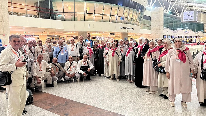Komşu ilde hacı adayları dualarla uğurlandı