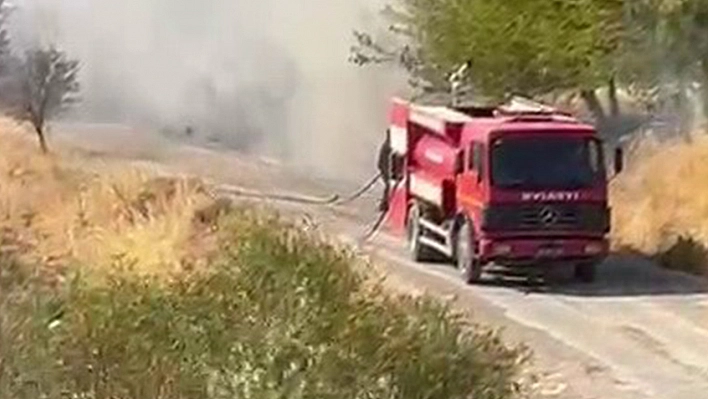 Kömür beldesinde korkutan yangın