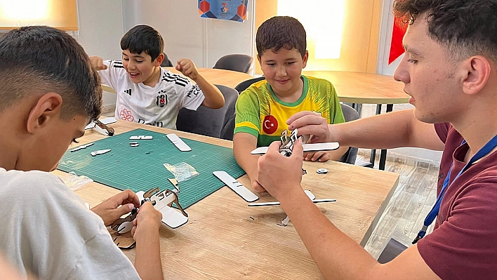 Konteyner kentlerde yürütülen 'Bilim ve Teknoloji Etkinlikleri' projesi sona erdi