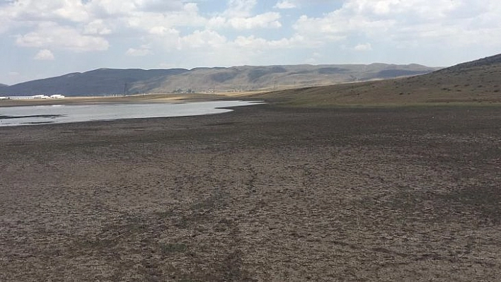 Kuraklık Bingöl'ün içme suyunu yüzde 32 azalttı, başkan tasarruf çağrısında bulundu