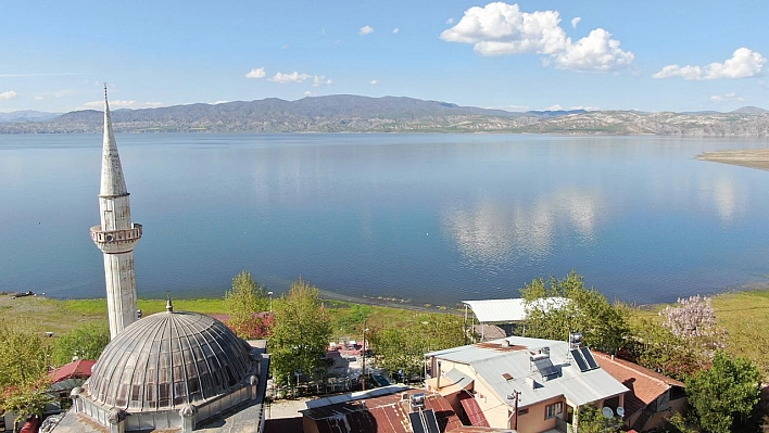 Kuraklıkla boğuşan şirin köy, yeniden eski güzelliğine kavuştu