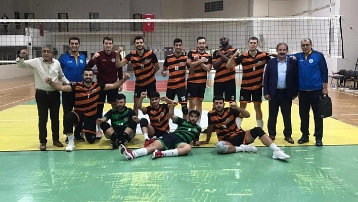 Malatya Büyükşehir Belediyespor Voleybol takımı 3-0 ile güldü