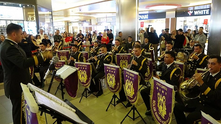 Malatya'da 29 Ekim Cumhuriyet Bayramı coşkusu
