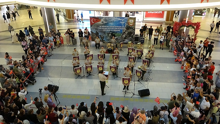 Malatya'da 30 Ağustos Zafer Bayramı konseri düzenlendi