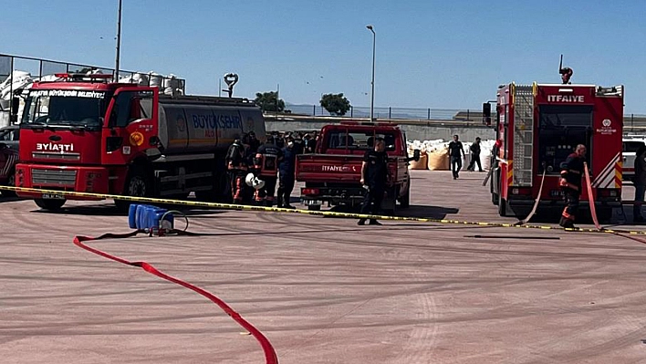 Malatya'da akrilik plaka fabrikasında patlama!