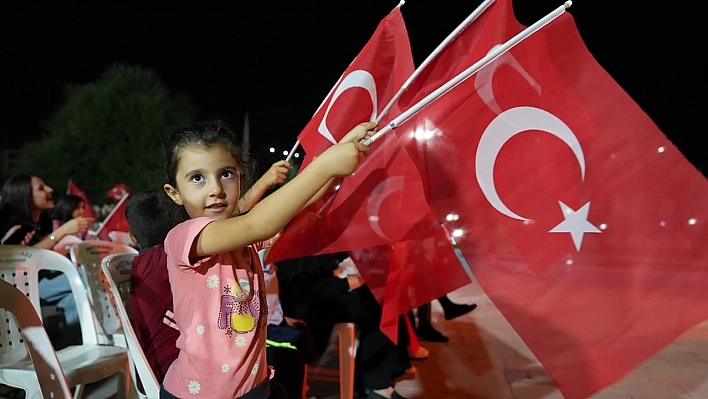 Malatya'da Arda Alparslan konseriyle 30 Ağustos zaferi kutlandı
