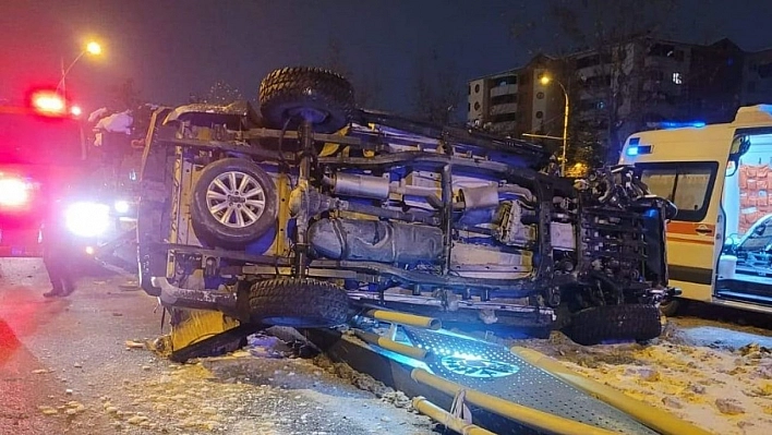 Malatya'da feci kaza: 1'i ağır 2 yaralı