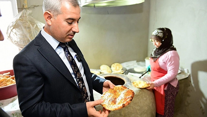 Malatya'da işletmelere 'Bilik Ekmeği' tescil belgesi verildi