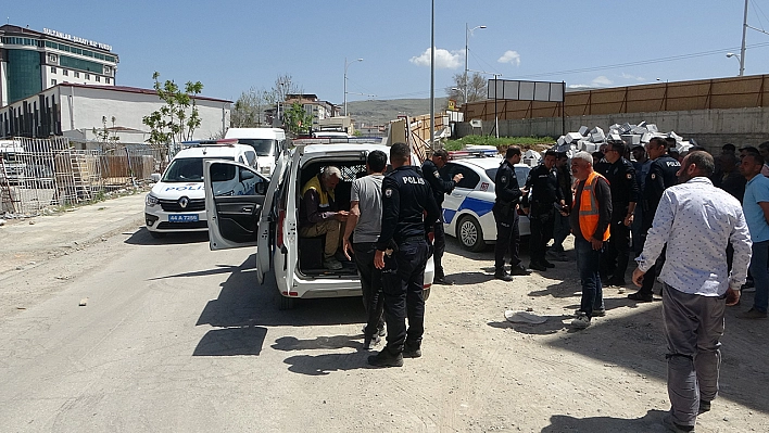 Malatya'da kavga kanlı bitti: 3 yaralı