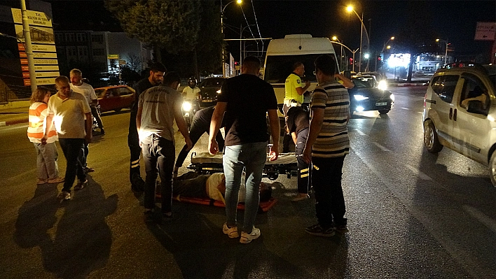Malatya'da motokurye kazada yaralandı