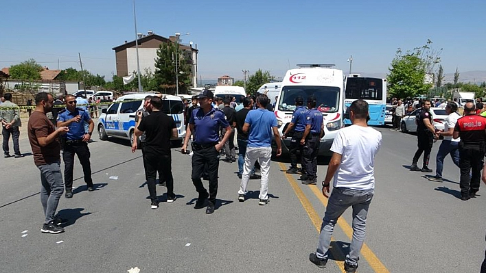 Malatya'da Polis Memurunun da Karıştığı Silahlı Kavga: 3 Ölü 2 Yaralı!