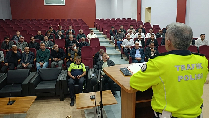 Malatya'da ticari taksi sürücüleri için bilgilendirme toplantısı düzenlendi