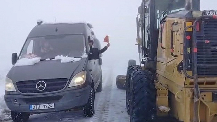 Malatya'da yağış sonrası mahsur kalan 4 turist kurtarıldı