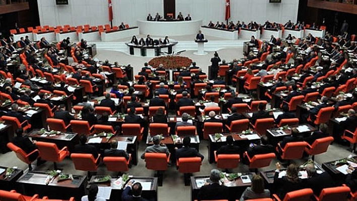 Meclis Olağanüstü Toplanacak, Ak Parti Katılmayacak