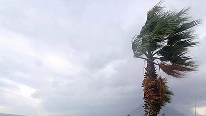 Meteoroloji'den Flaş Uyarı! Üç Bölgede Fırtına Bekleniliyor