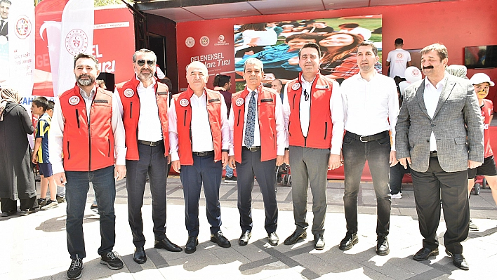 Milletvekili Keleş, Elazığ'da gönül köprüleri kurmaya devam ediyor