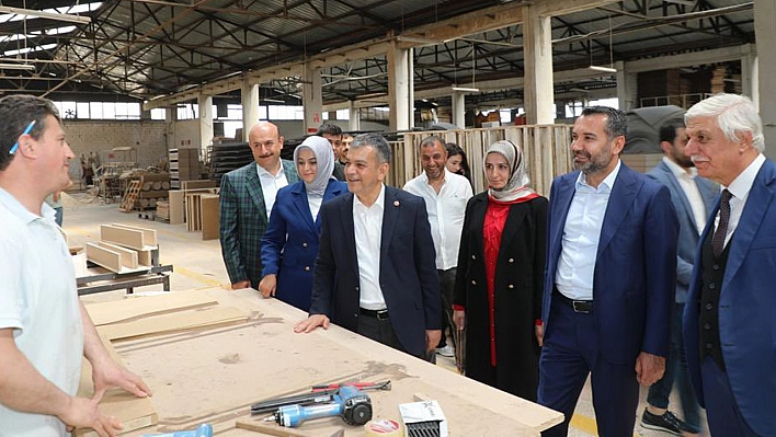 Milletvekili Keleş ve Başkan Şerifoğulları Seçim Çalışmalarını OSB'de Sürdürdü