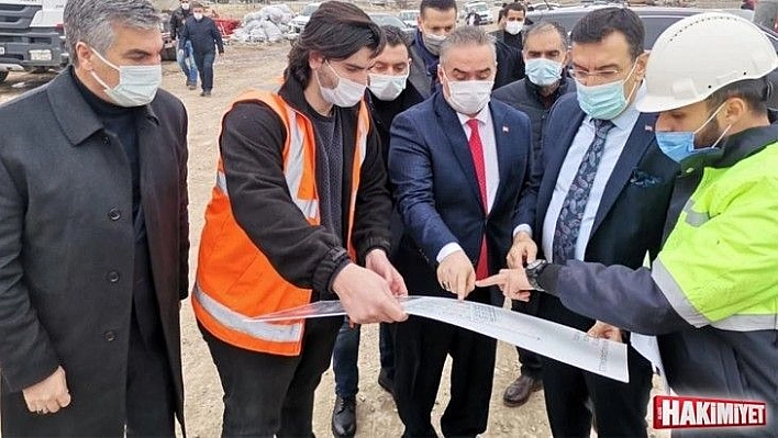 Milletvekili Tüfenkci: 'Malatya ve Elazığ halkı olarak omuz omuza vererek yaraları sardık'