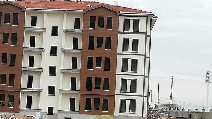 Mollakendi Deprem Konutları Tamamlanma Aşamasına Geldi