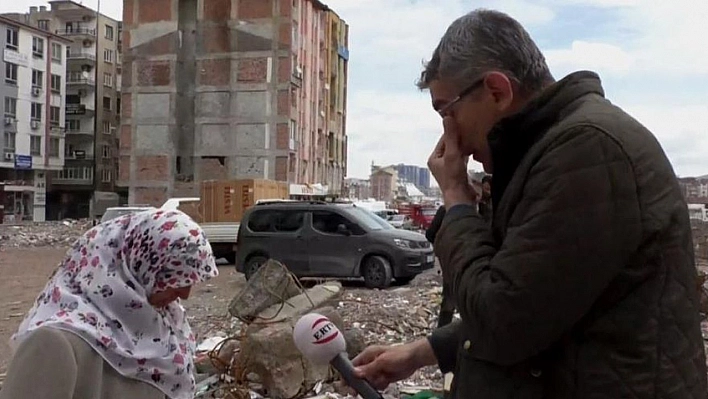 Muhabir Canlı Yayında Gözyaşlarına Boğuldu